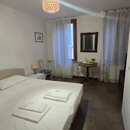 Guest house The Golden Secret Court *